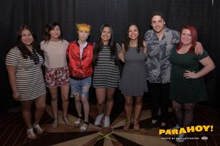 Hayley Williams feet photo thumbnail