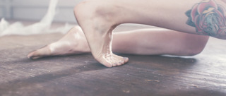 Hayley Williams feet photo thumbnail