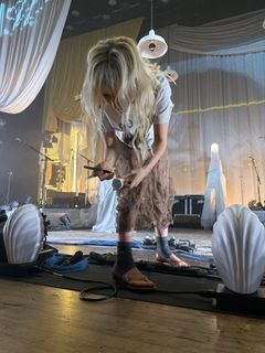 Hayley Williams feet photo 18