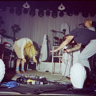 Hayley Williams feet photo 7