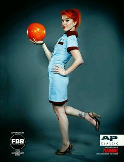Hayley Williams feet photo 6