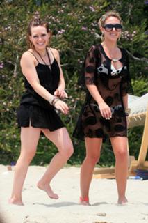 Haylie Duff feet photo thumbnail