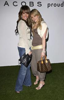 Haylie Duff feet photo thumbnail