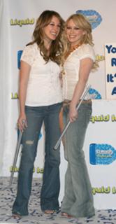 Haylie Duff feet photo thumbnail