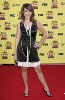 Haylie Duff feet photo thumbnail