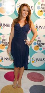 Haylie Duff feet photo thumbnail