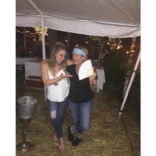 Haylie Duff feet photo thumbnail