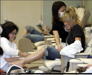 Haylie Duff feet photo thumbnail