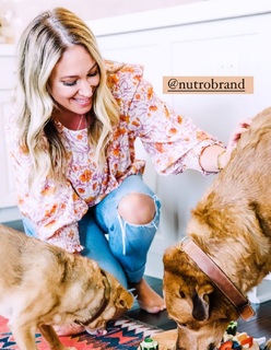 Haylie Duff feet photo thumbnail