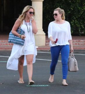 Haylie Duff feet photo thumbnail
