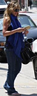 Haylie Duff feet photo thumbnail