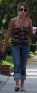 Haylie Duff feet photo thumbnail