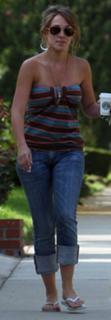 Haylie Duff feet photo thumbnail