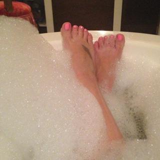 Haylie Duff feet photo thumbnail