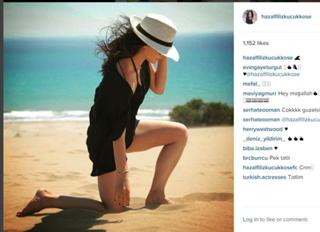 Hazal Filiz Küçükköse feet photo 2