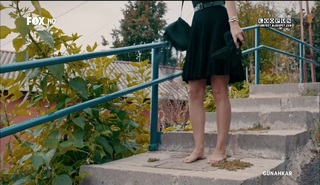 Hazal Filiz Küçükköse feet photo 9