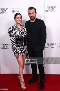 Hazal Kaya feet photo thumbnail