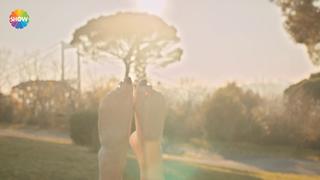 Hazal Subasi feet photo thumbnail