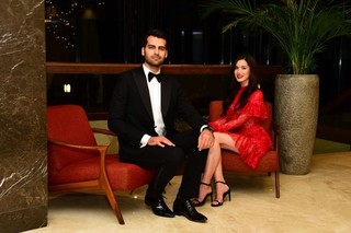 Hazal Subasi feet photo thumbnail