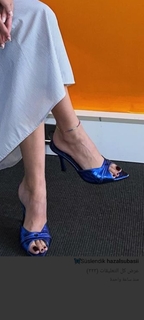 Hazal Subasi feet photo thumbnail