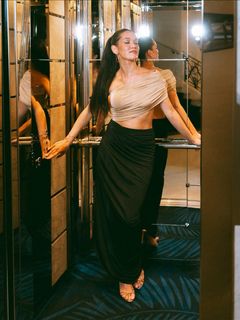 Hazal Subasi feet photo 8