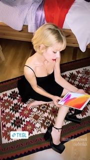 Hazal Türesan feet photo 18