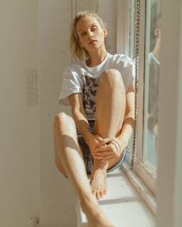 Hazel Graye feet photo 11