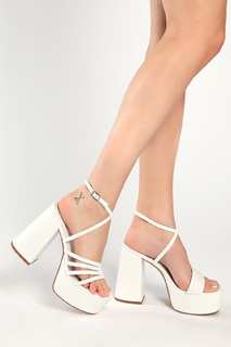 Hazel Graye feet photo 12