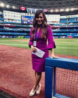 Hazel Mae feet photo 10