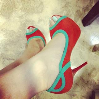 Heart Evangelista feet photo 3