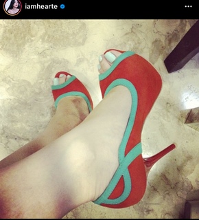 Heart Evangelista feet photo 4