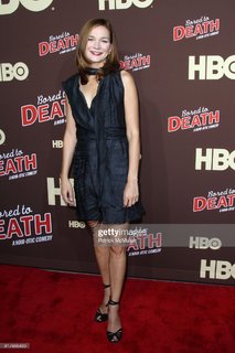 Heather Burns feet photo 5