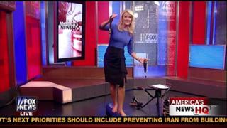 Heather Childers feet photo 3