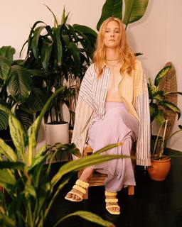 Heather Elizabeth Morris feet photo thumbnail