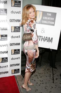 Heather Graham feet photo thumbnail