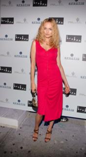 Heather Graham feet photo thumbnail
