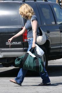 Heather Graham feet photo thumbnail