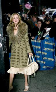 Heather Graham feet photo thumbnail