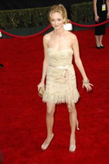 Heather Graham feet photo thumbnail