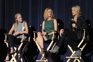 Heather Graham feet photo thumbnail