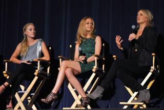 Heather Graham feet photo thumbnail