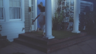 Heather Langenkamp feet photo 9