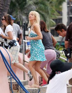 Heather Locklear feet photo thumbnail