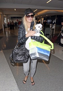 Heather Locklear feet photo thumbnail