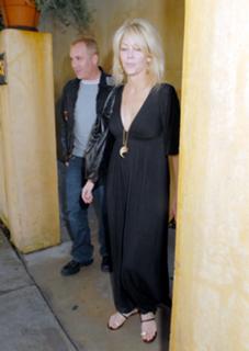 Heather Locklear feet photo thumbnail