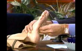 Heather Locklear feet photo thumbnail