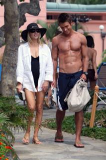 Heather Locklear feet photo thumbnail