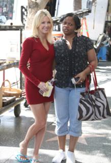 Heather Locklear feet photo thumbnail