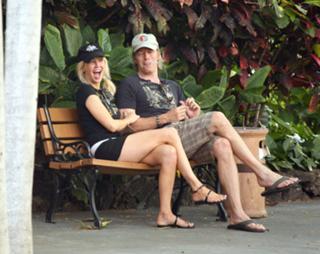 Heather Locklear feet photo thumbnail