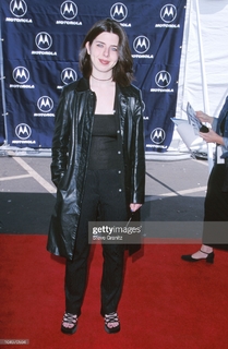 Heather Matarazzo feet photo 15